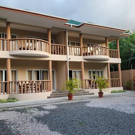 Green Self-Catering Apartment Vịnh Beau Vallon Ngoại thất bức ảnh