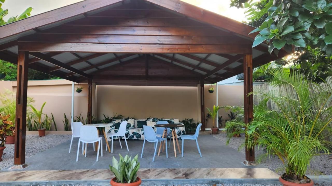 Green Self-Catering Apartment Vịnh Beau Vallon Ngoại thất bức ảnh